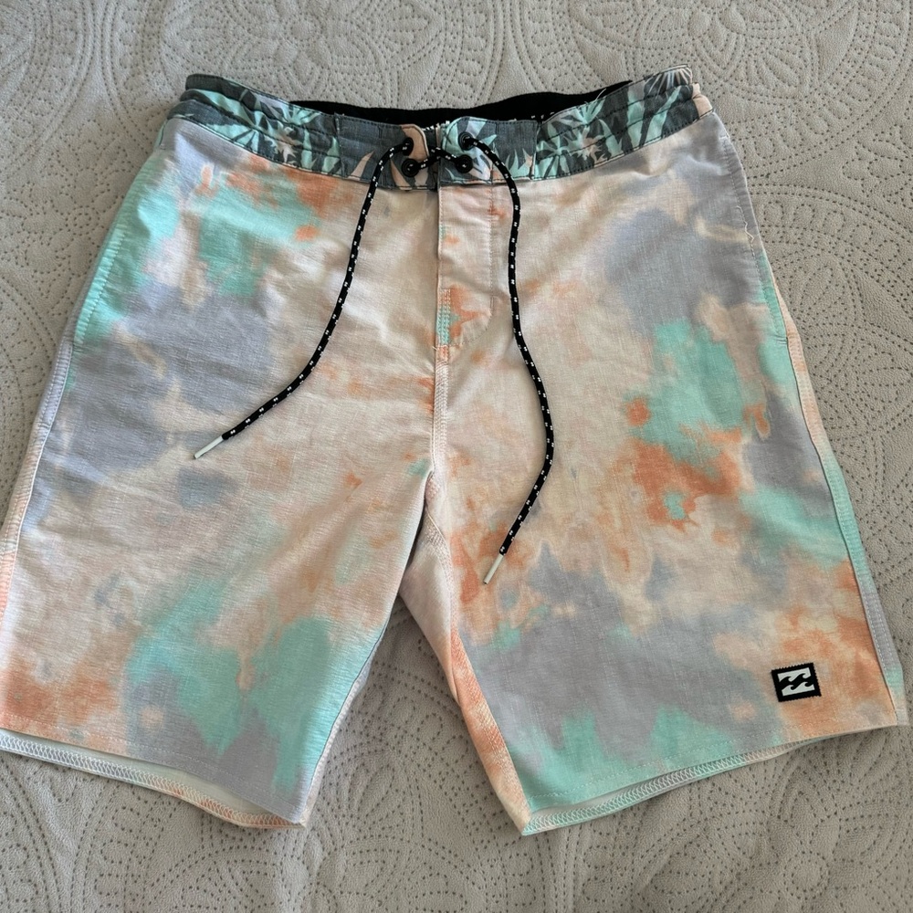 Billabong Board shorts